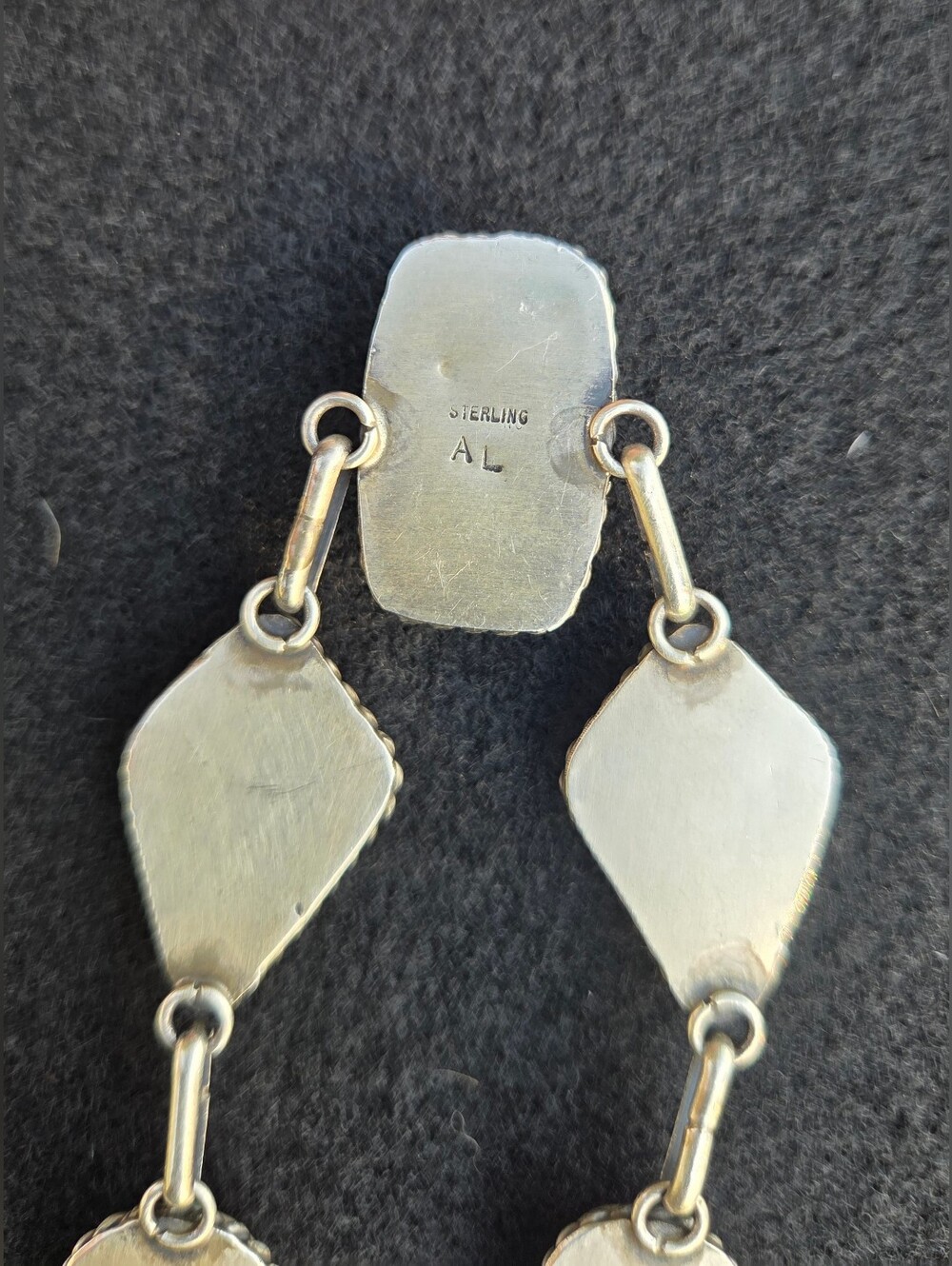 BEAUTIFUL BLACK JACK TURQUOISE STERLING SILVER NAVAJO MADE NECKLACE - Picture 4 of 9